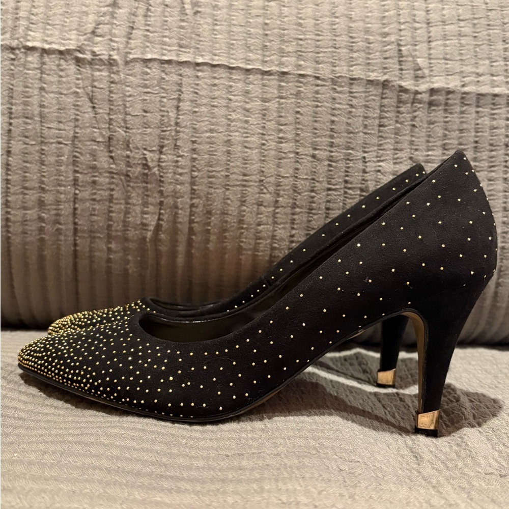 Apt. 9 "Hour Hand" Define Comfort heels size 8